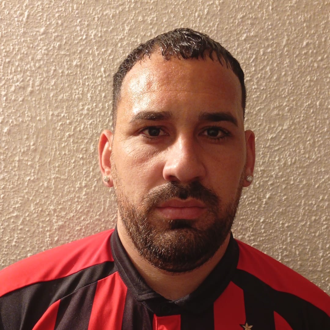 Junior De La Cruz
